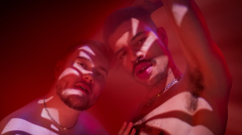 Bryce Quartz & Yvie Oddly release clean and uncensored music video for latest song “Sex Icon”